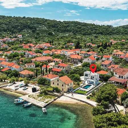 Vakantiehuis Gorgeous In Veli Iž